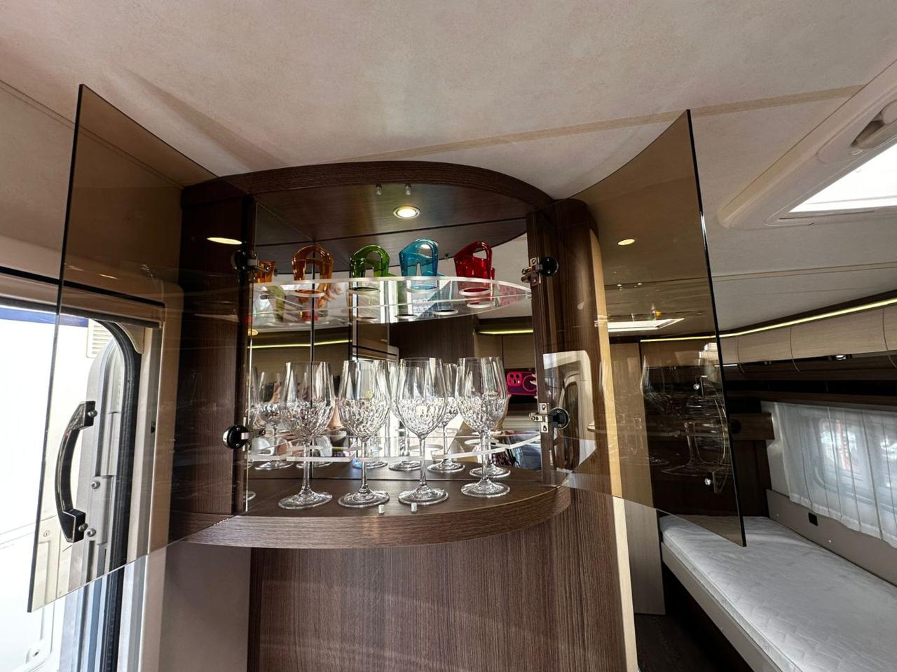 Prestige 560 WLU