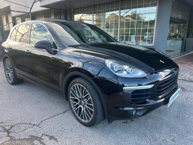 PORSCHE Cayenne Nero metallizzato