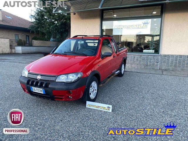 FIAT Strada Rosso pastello