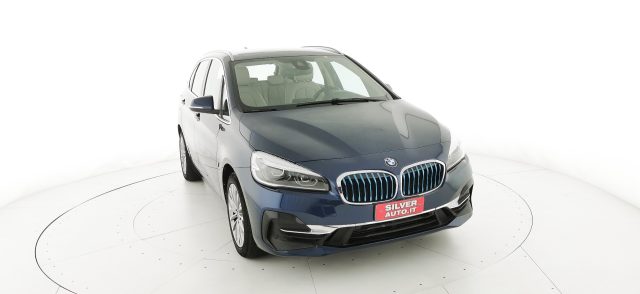 BMW 225 Blu metallizzato