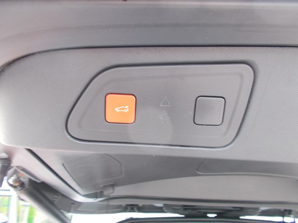 CITROEN C5 Aircross Hybrid 225 e-EAT8 Shine - 16