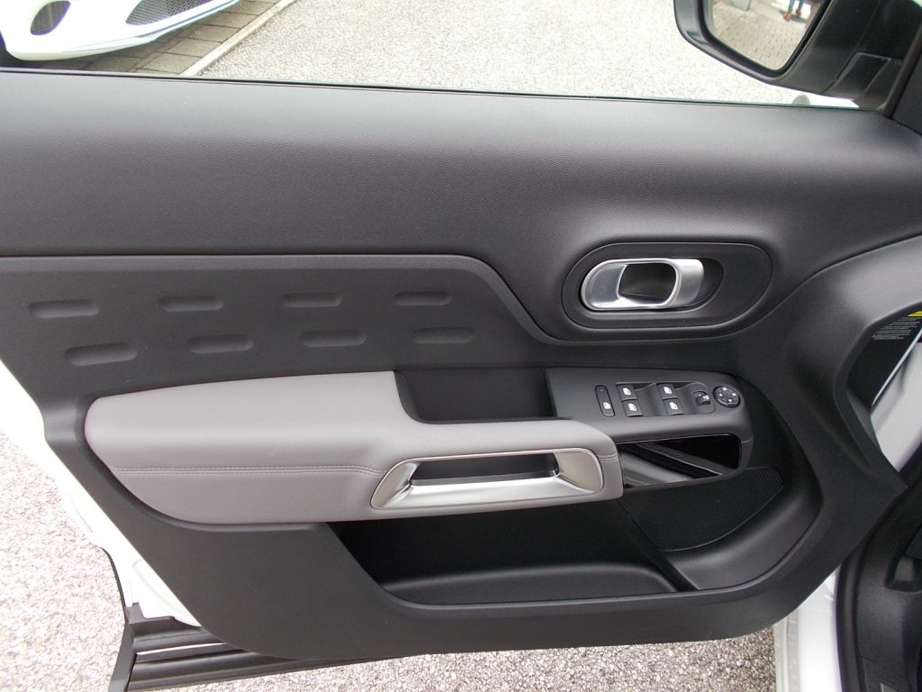 CITROEN C5 Aircross Hybrid 225 e-EAT8 Shine - 15