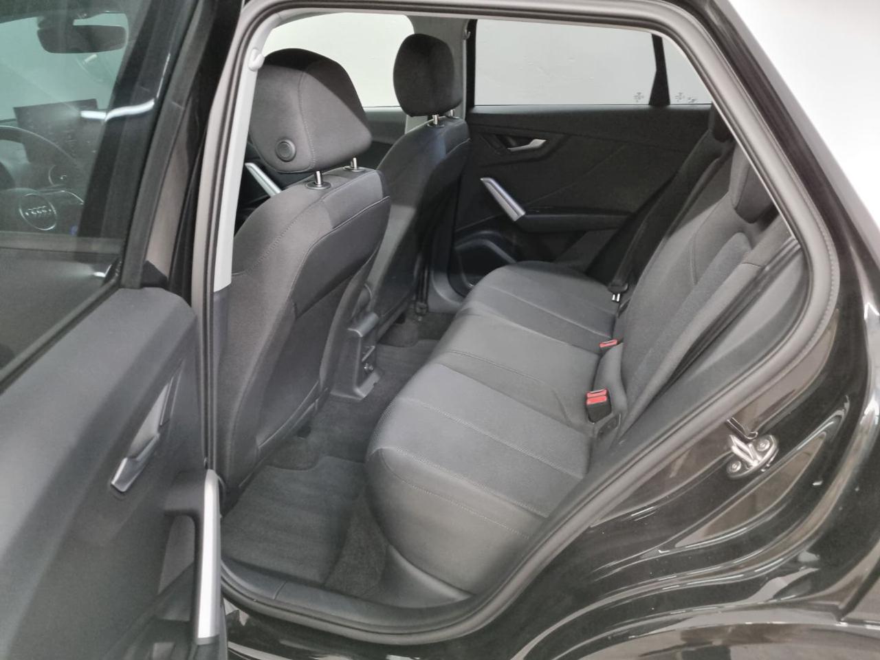 AUDI Q2 35 TFSI S tronic S line Edition - 12