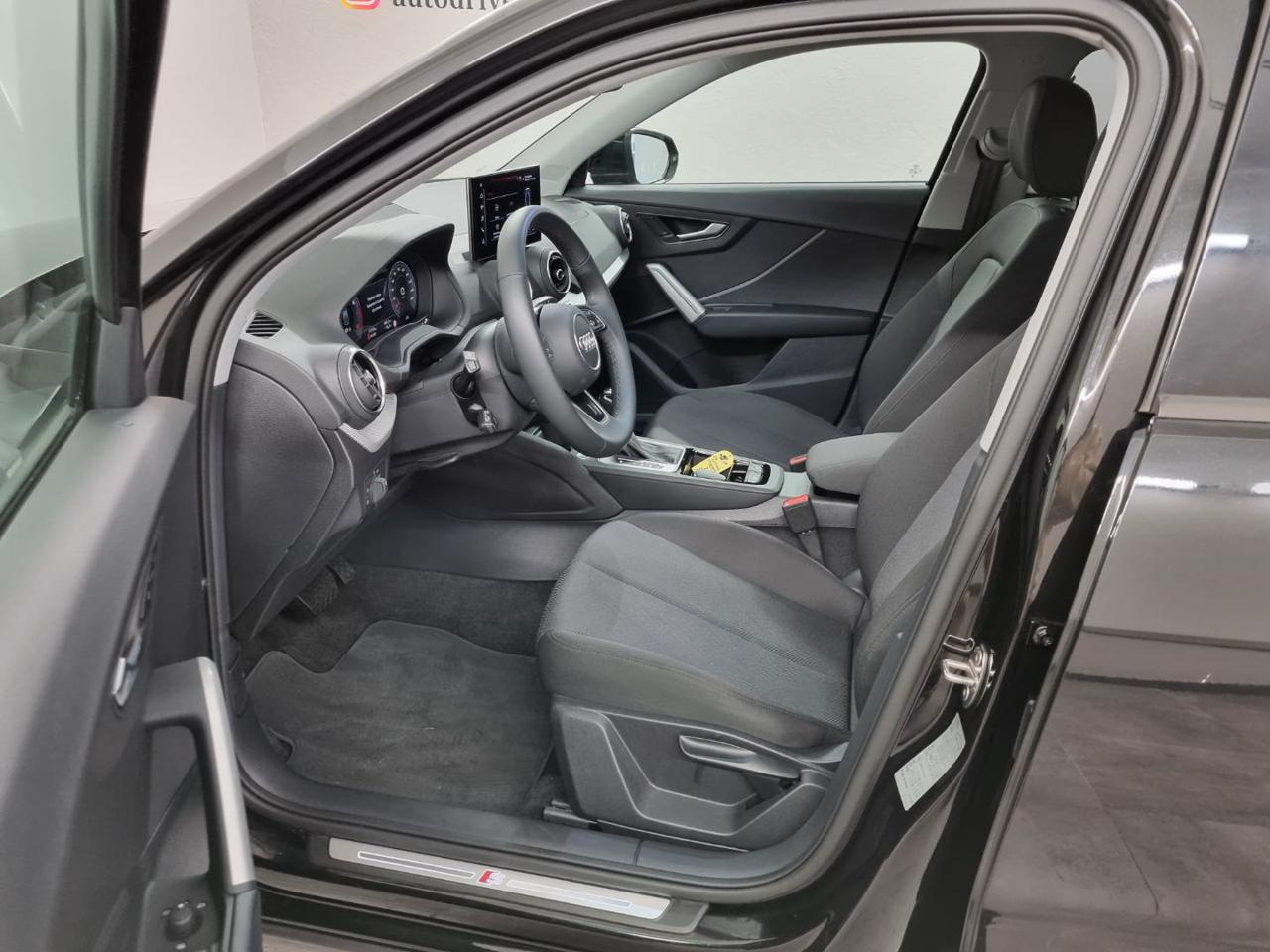 AUDI Q2 35 TFSI S tronic S line Edition - 10