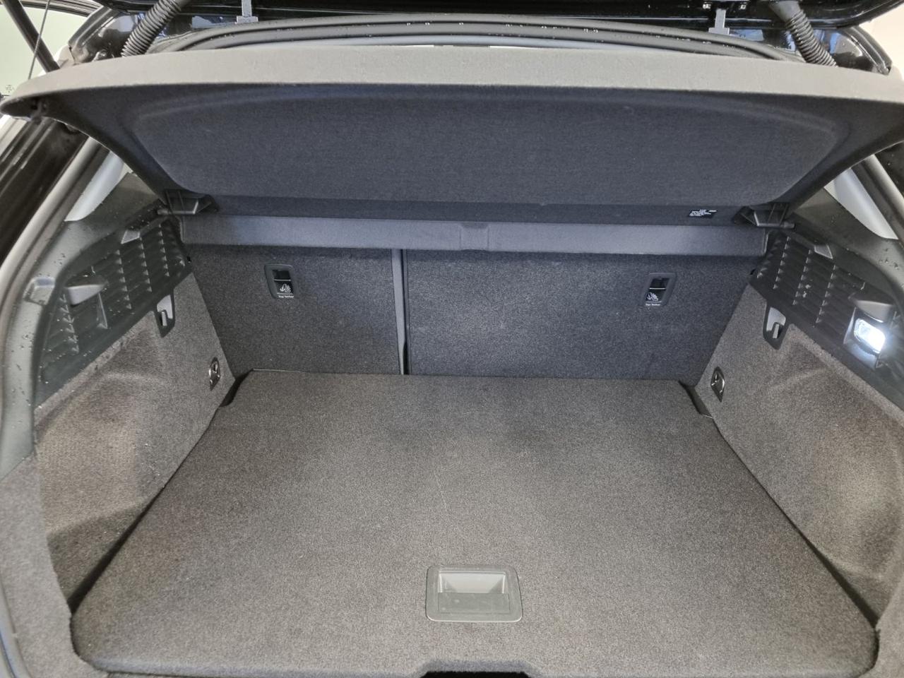 AUDI Q2 35 TFSI S tronic S line Edition - 11