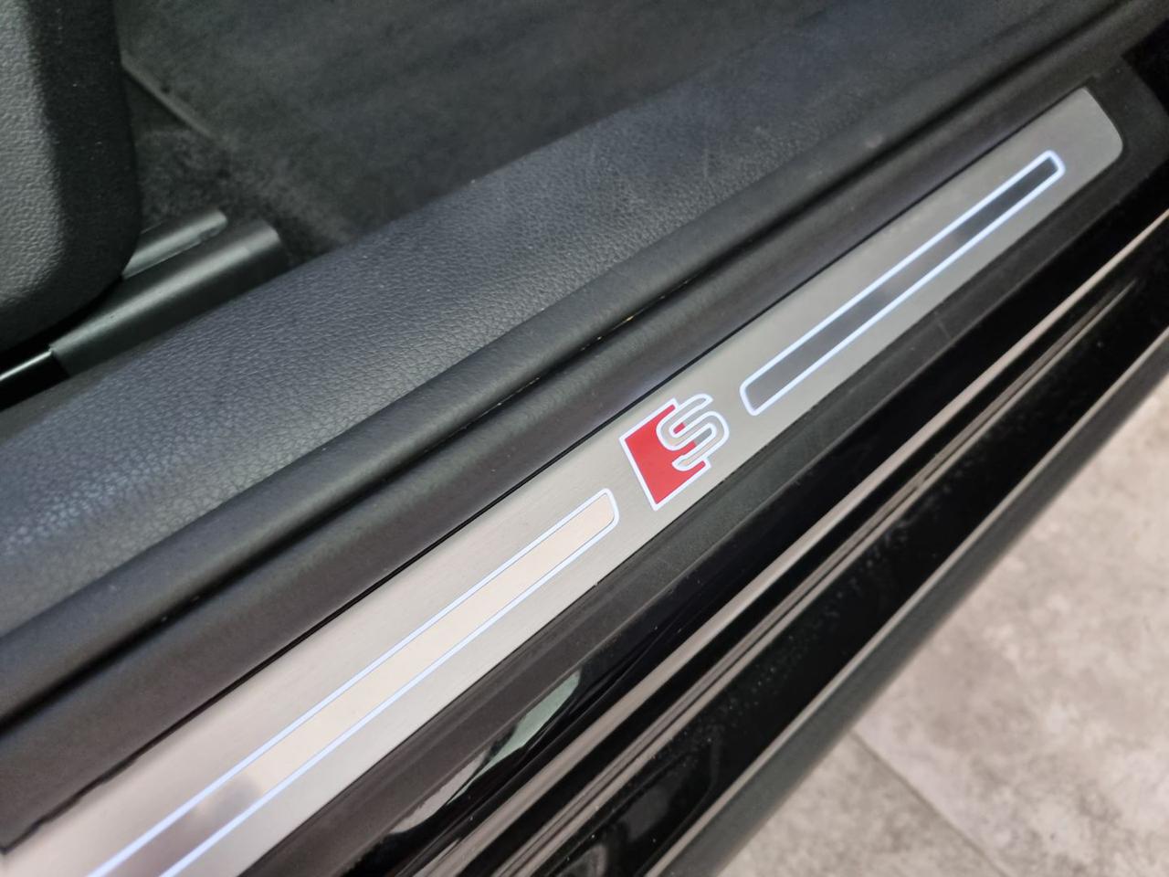 AUDI Q2 35 TFSI S tronic S line Edition - 38