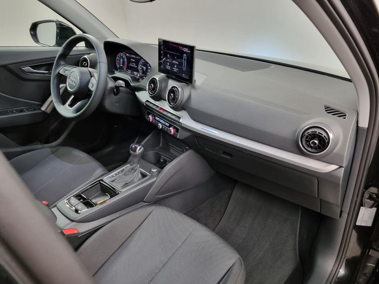 AUDI Q2 35 TFSI S tronic S line Edition - 39