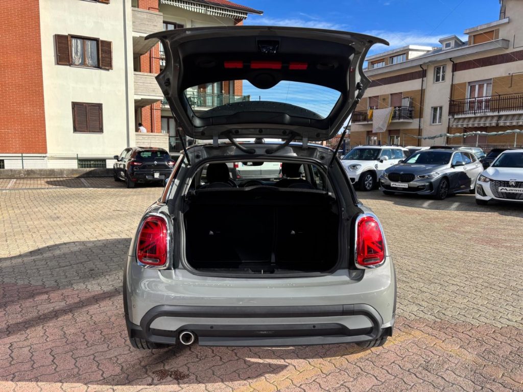 MINI Cooper Classic  Trim - 8