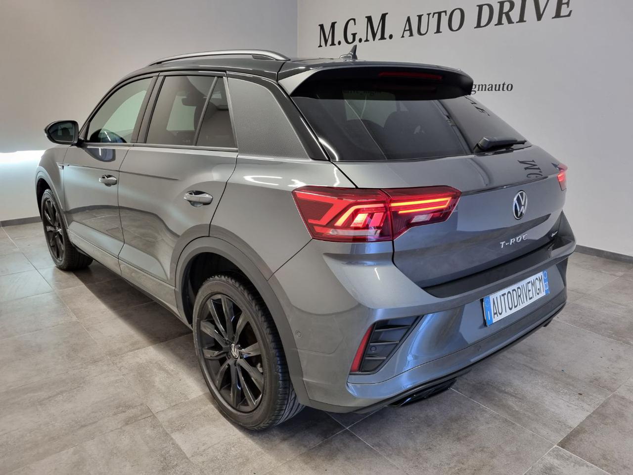 VOLKSWAGEN T-Roc R-LINE 2.0 TSI DSG 4MOTION BlueMotion Technology - 33