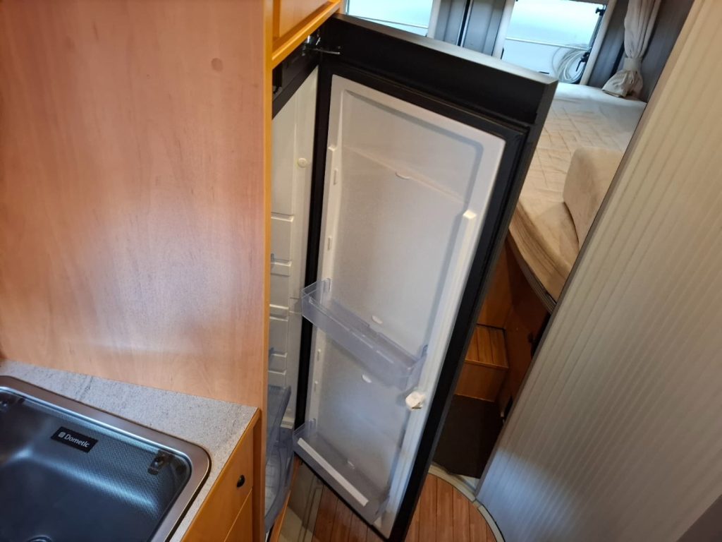 ROADCRUISER LETTI GEMELLI DOCCIA CENTRALE