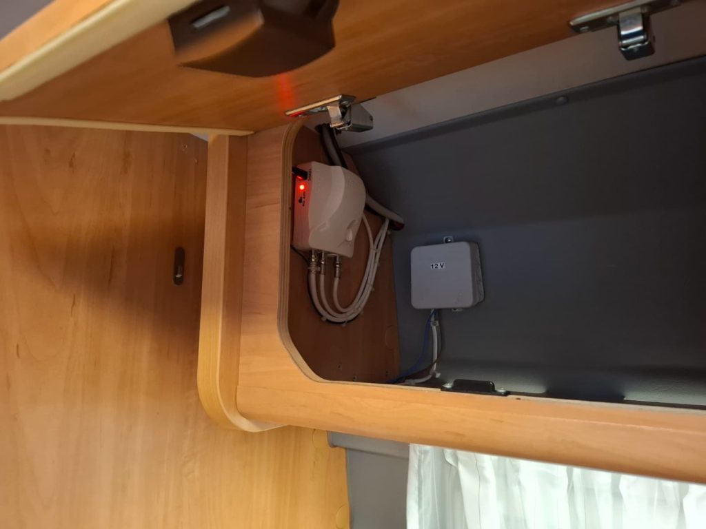 ROADCRUISER LETTI GEMELLI DOCCIA CENTRALE