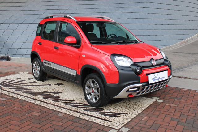 FIAT Panda Cross Rosso pastello