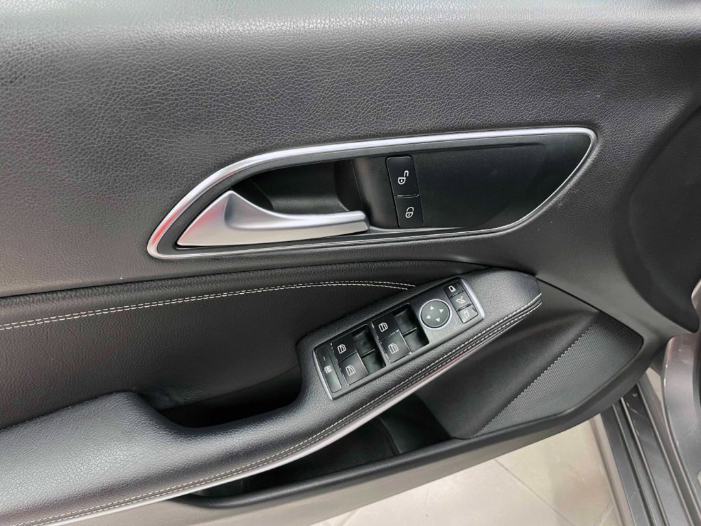 MERCEDES-BENZ CLA 180 SHOOTING BRAKE D AUTO FL - 15