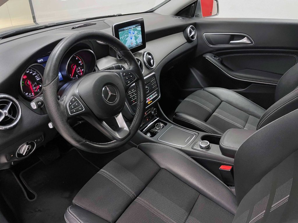 MERCEDES-BENZ CLA 180 SHOOTING BRAKE D AUTO FL - 16