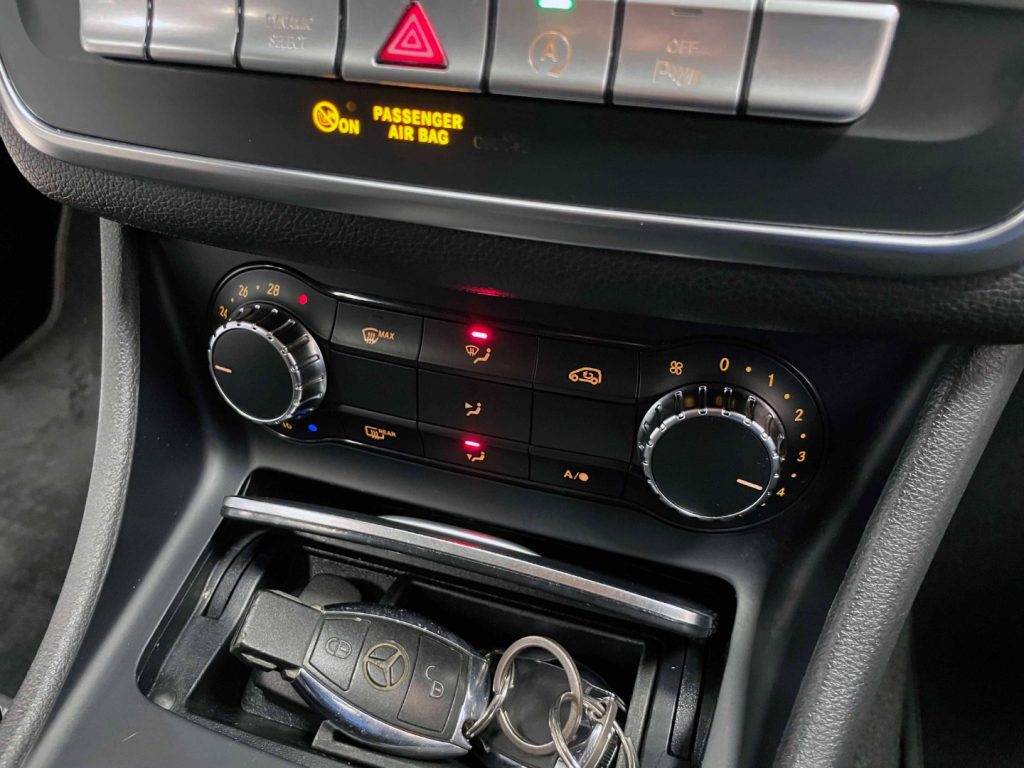 MERCEDES-BENZ CLA 180 SHOOTING BRAKE D AUTO FL - 49