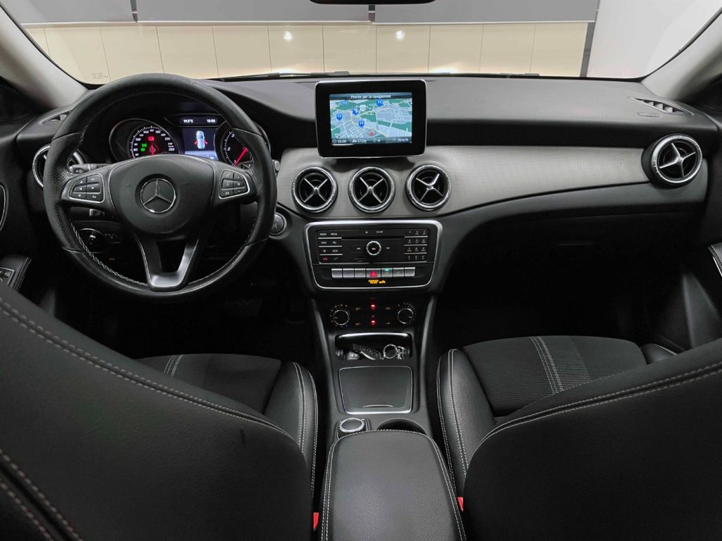 MERCEDES-BENZ CLA 180 SHOOTING BRAKE D AUTO FL - 50