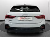 AUDI Q3 17 thumb