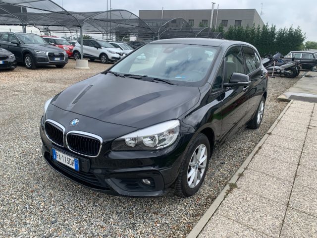 BMW 218 Nero metallizzato