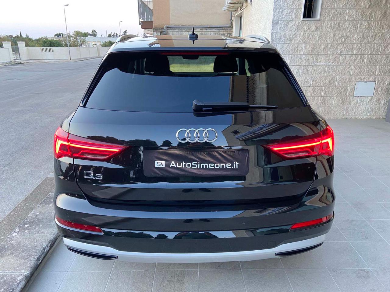 AUDI Q3 35 2.0 TDI S tronic Business Advanced COCKPIT - 6