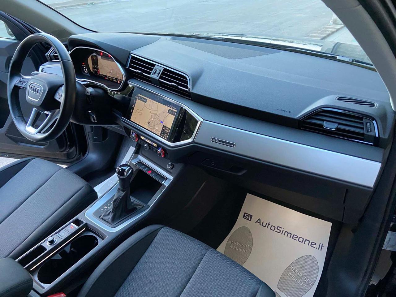 AUDI Q3 35 2.0 TDI S tronic Business Advanced COCKPIT - 12