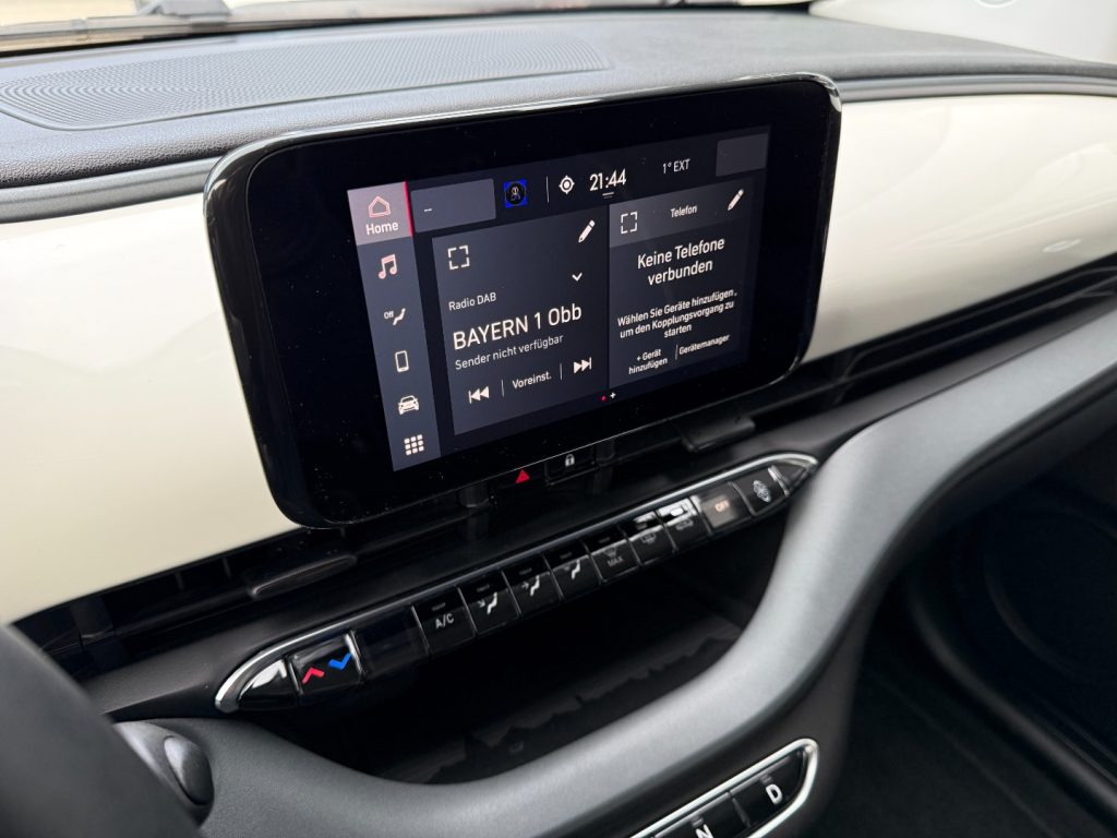 FIAT 500e 23,8 kWh Action DAB+ Uconnect Link Keyless - 13