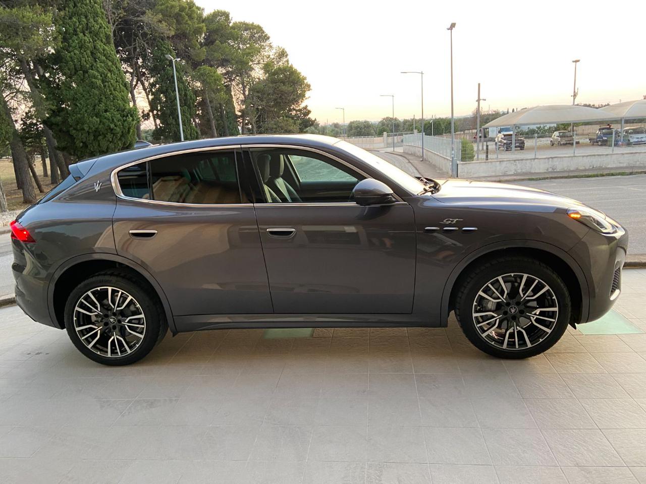 MASERATI Grecale Grecale MHEV 2.0 300 CV GT SOLI 15516 KM. - 4