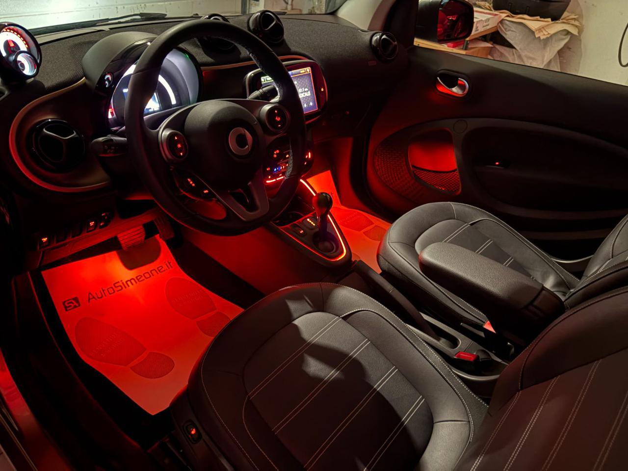 SMART ForTwo EQ Prime TETTO PAN-INTERNI IN PELLE-SEDILI RISCAL. - 18