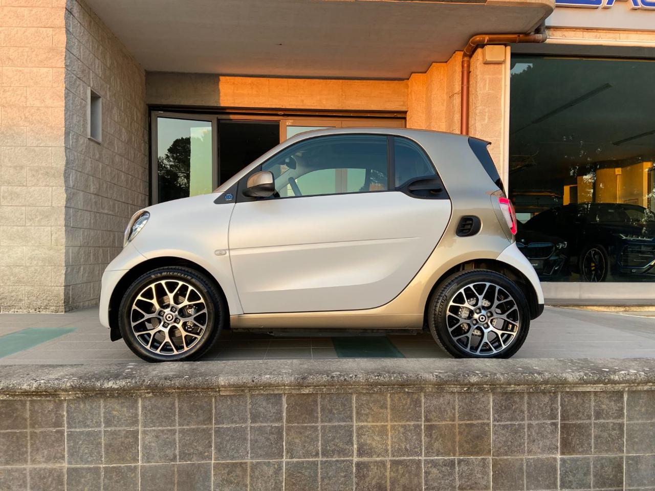 SMART ForTwo EQ Prime TETTO PAN-INTERNI IN PELLE-SEDILI RISCAL. - 8