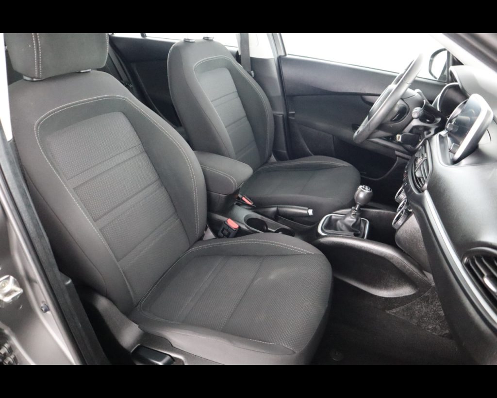 FIAT Tipo 5p 1.6 mjt Easy s&s 120cv my17 - 17