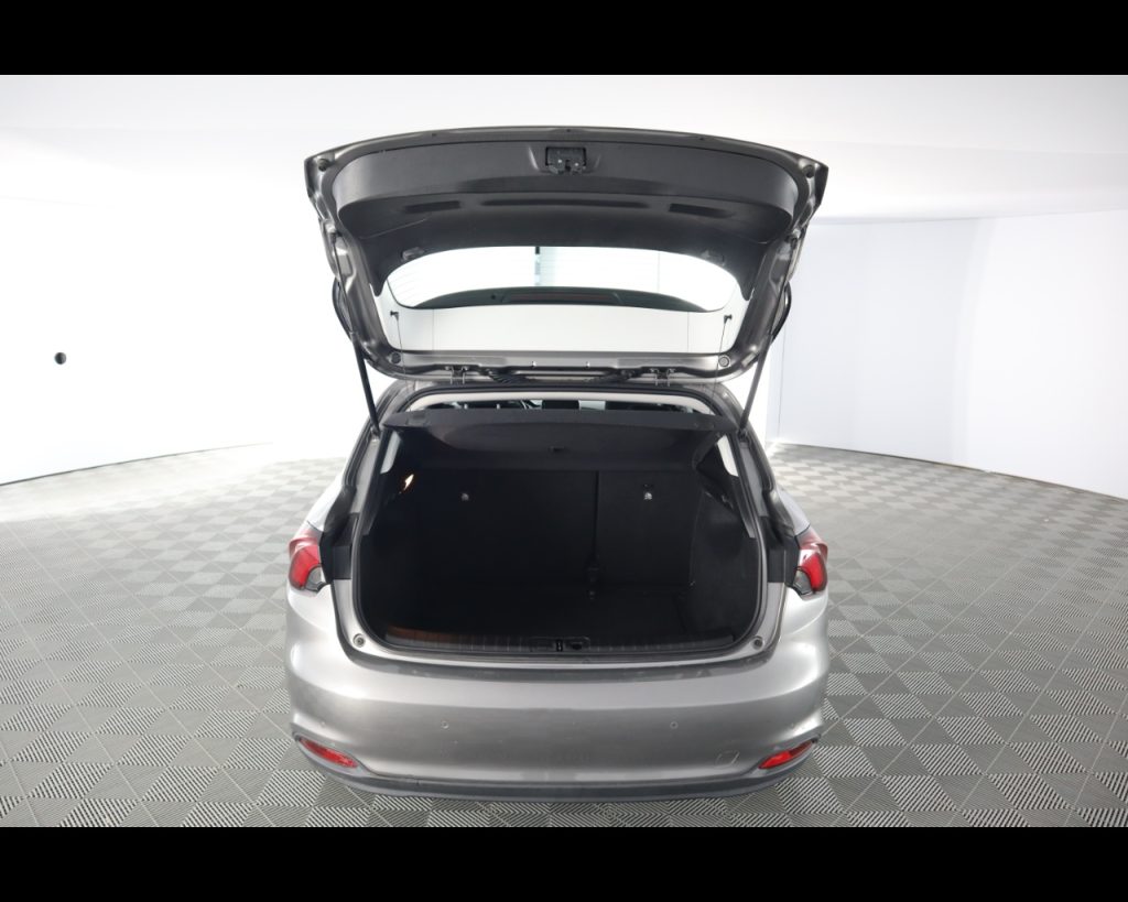 FIAT Tipo 5p 1.6 mjt Easy s&s 120cv my17 - 19