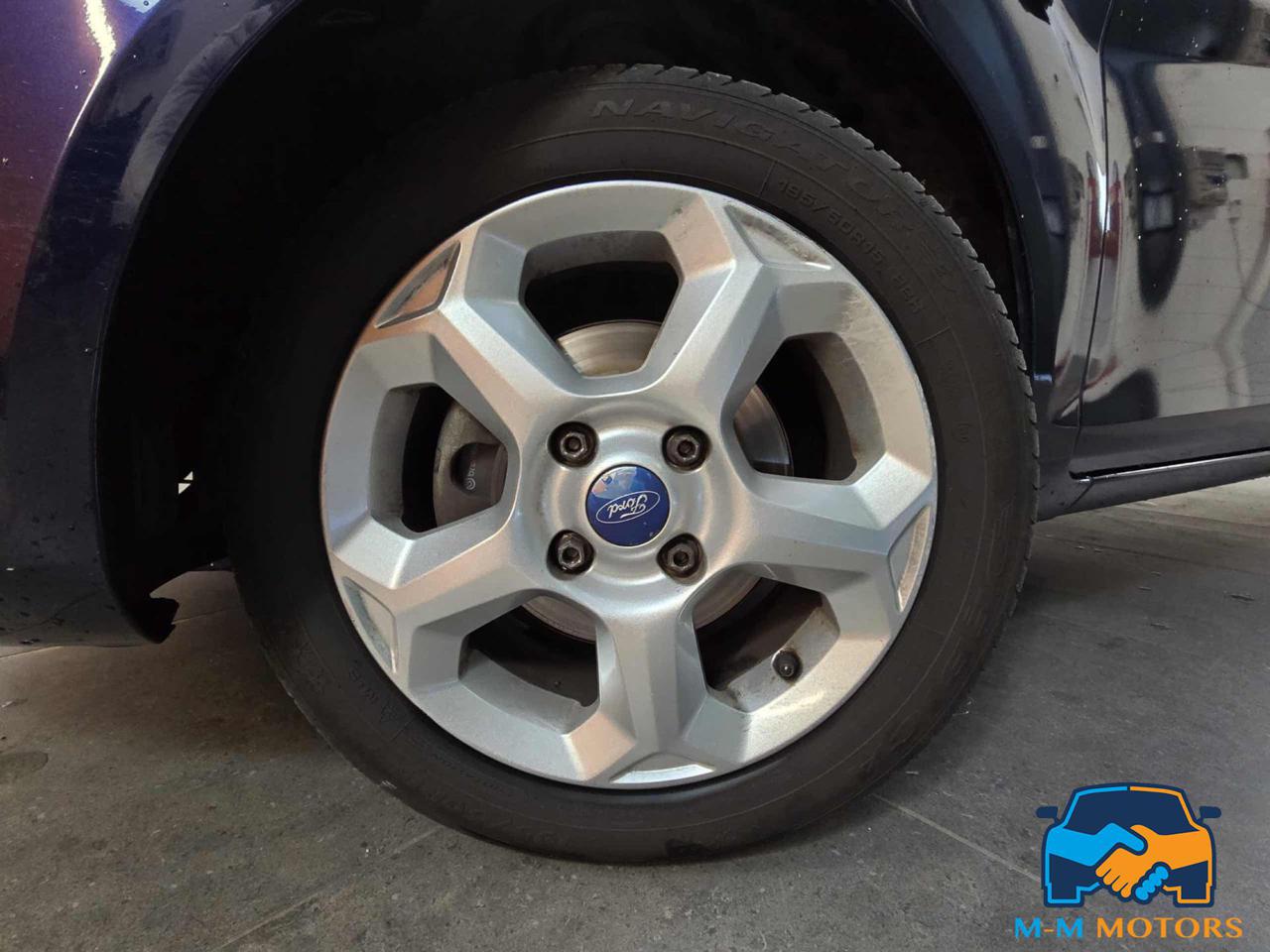 FORD Fiesta + 1.6 TDCi 95CV 5 porte - 9