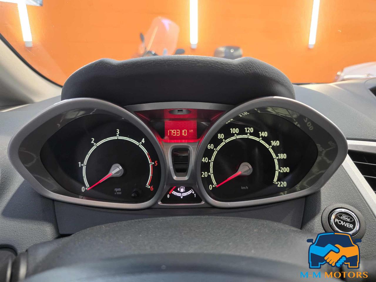 FORD Fiesta + 1.6 TDCi 95CV 5 porte - 12