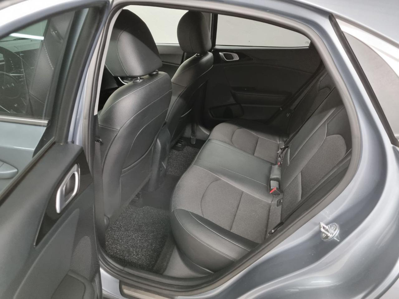 KIA XCeed 1.5 T-GDi 160 CV MHEV iMT Style - 10