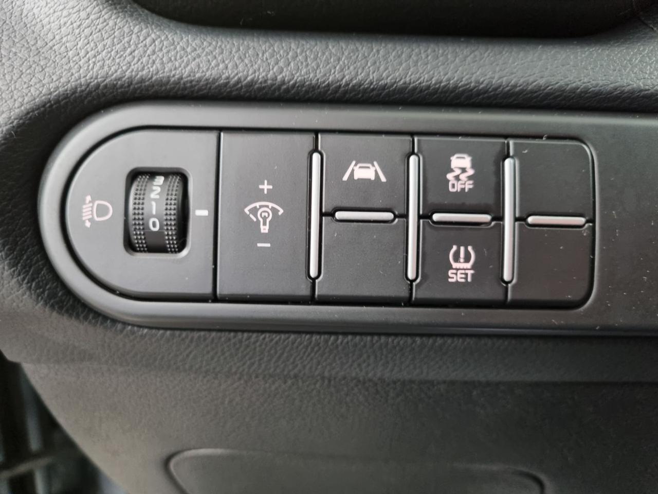 KIA XCeed 1.5 T-GDi 160 CV MHEV iMT Style - 30