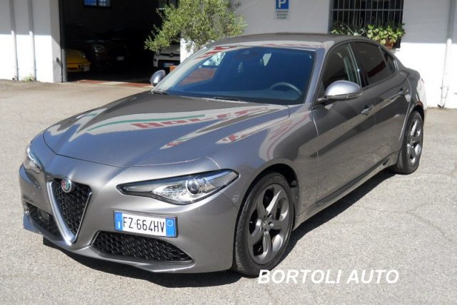 ALFA ROMEO Giulia Grigio metallizzato