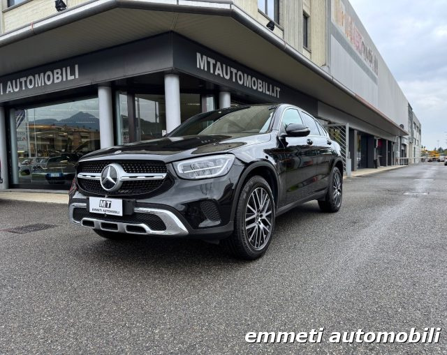 MERCEDES-BENZ GLC 300 Nero pastello