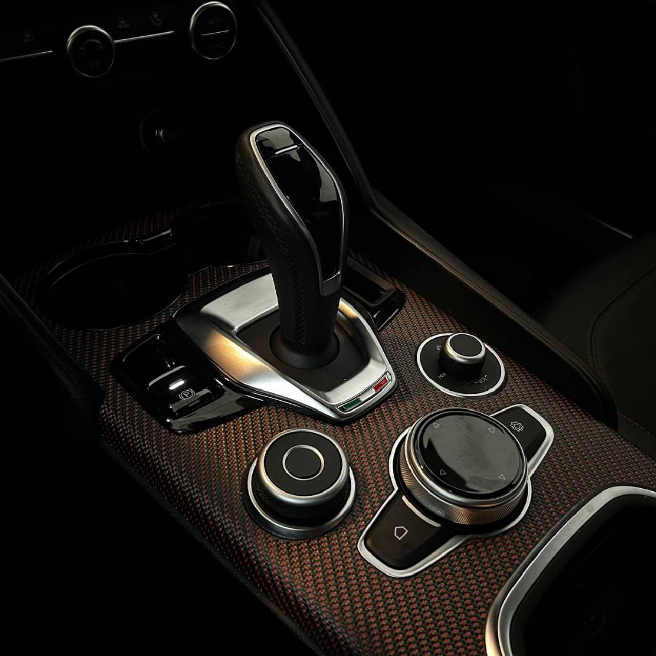 ALFA ROMEO Giulia 2.9 V6 Bi-Turbo Quadrifoglio Super Sport 1 OF 275 - 26