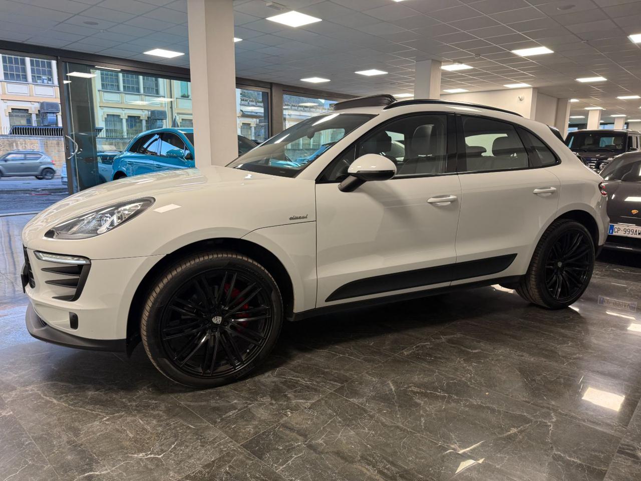Porsche Macan 3.0 S Diesel / P.H.A.S.M / SED. RISC. / TETTO APR. 2016 - foto 3