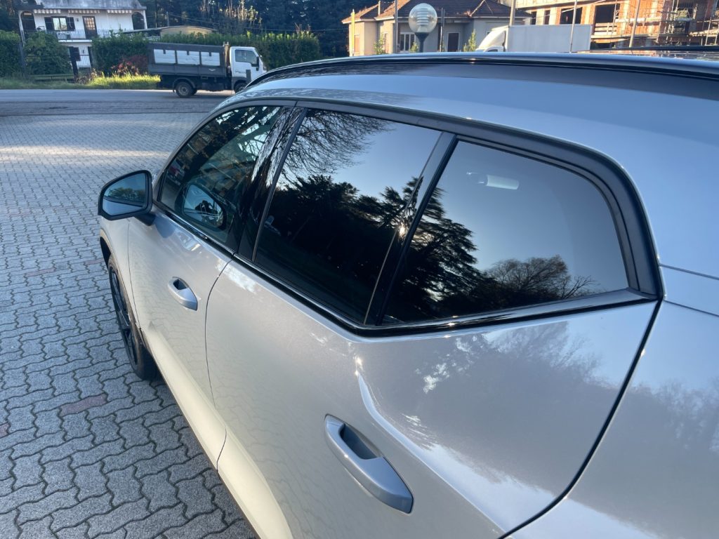 VOLVO XC40 B3 automatico BLACK EDITION KM0 PREZZO REALE - 12