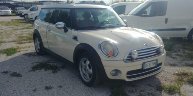 MINI Clubman Beige pastello