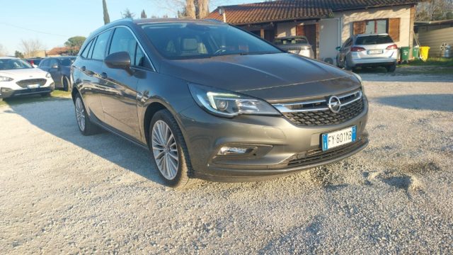 OPEL Astra Grigio scuro metallizzato