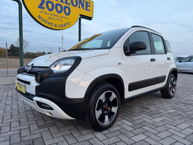 FIAT Panda Cross Bianco pastello