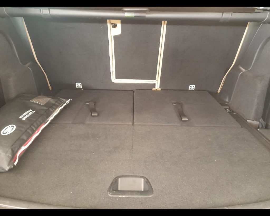 LAND ROVER Discovery Sport I -  2.0 td4 HSE awd 180cv 7p - 17