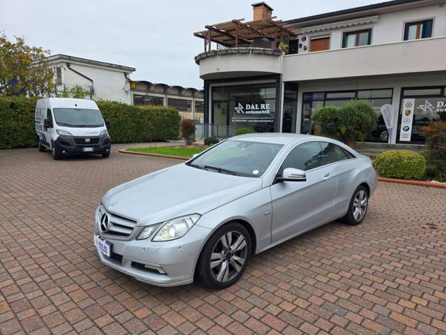 MERCEDES-BENZ E 250 Grigio metallizzato