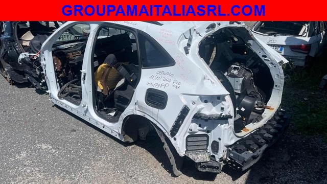 FORD Kuga Bianco metallizzato