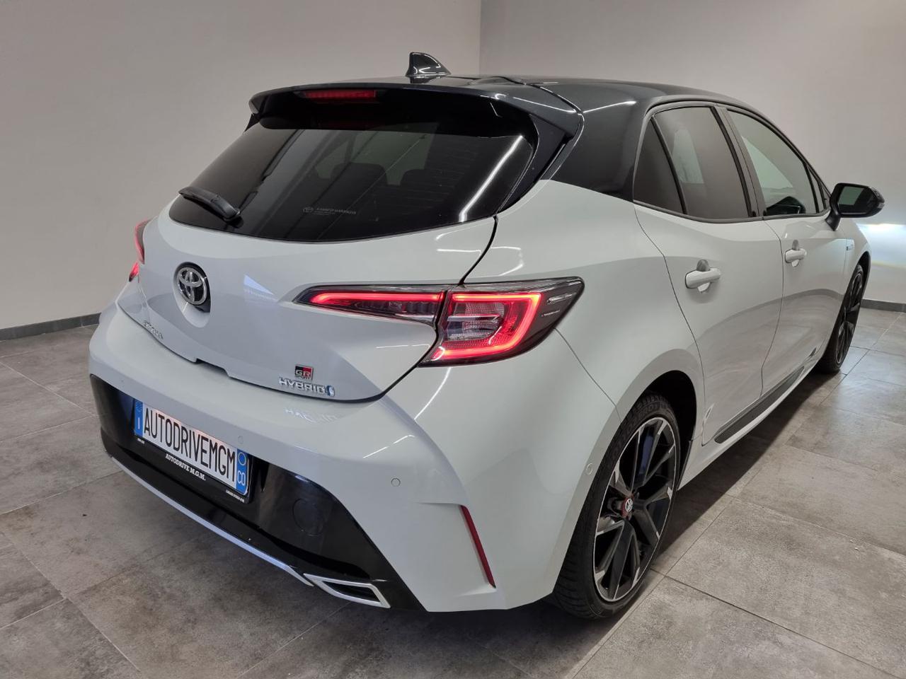 TOYOTA Corolla 2.0 Hybrid GR SPORT - 9