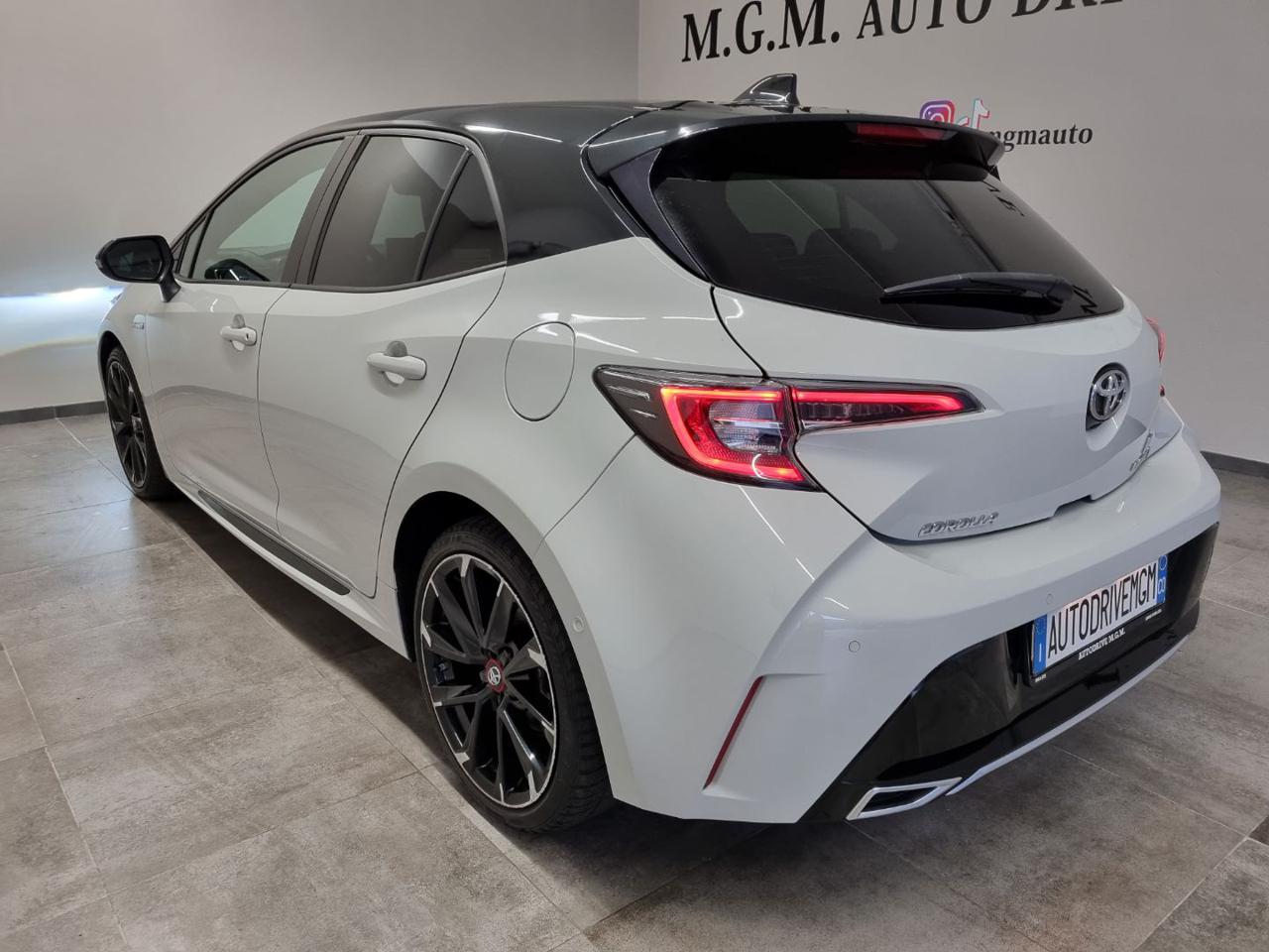 TOYOTA Corolla 2.0 Hybrid GR SPORT - 8