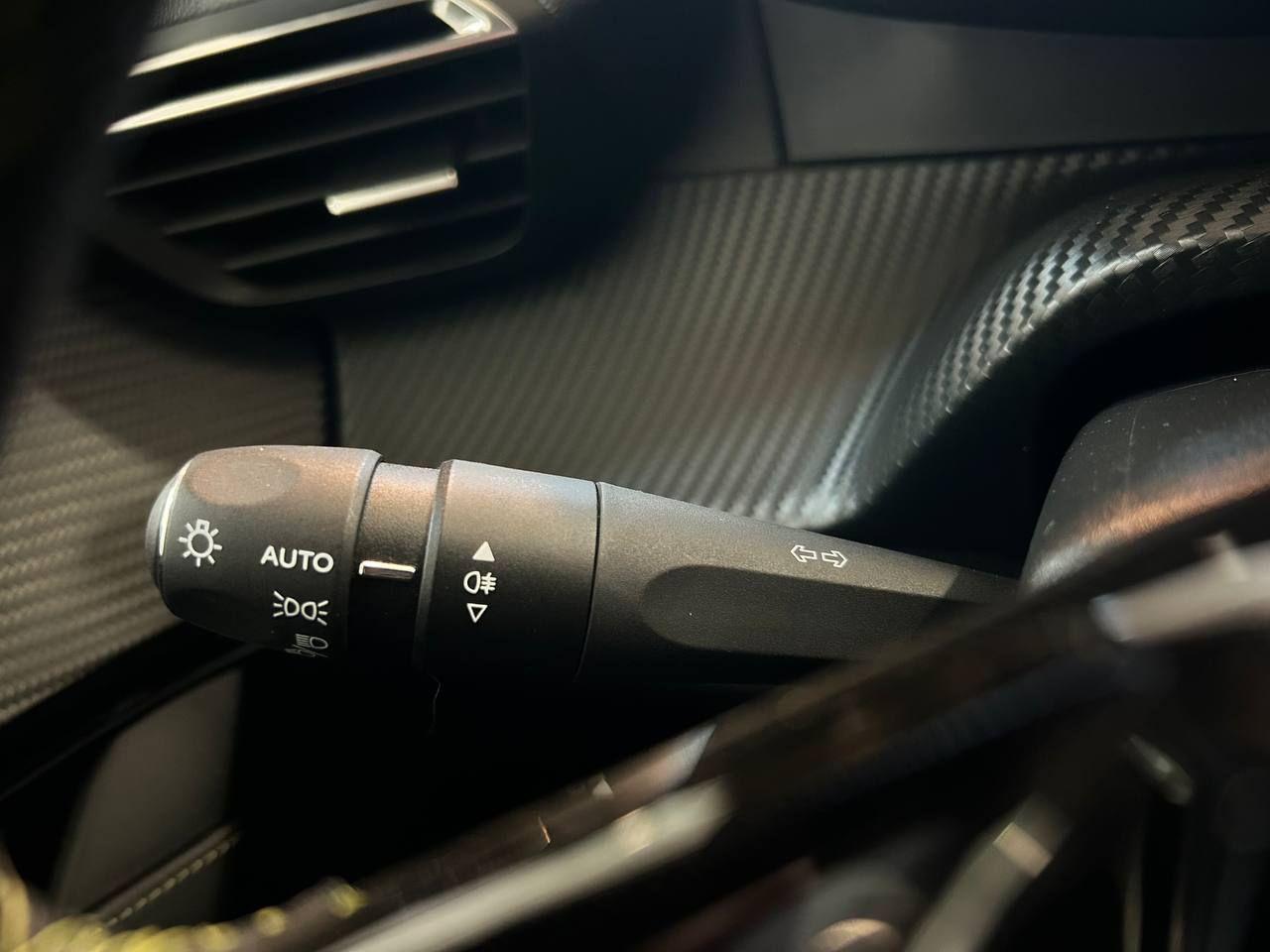 PEUGEOT 208 motore elettrico 136 CV 5 porte GT Pack - 16