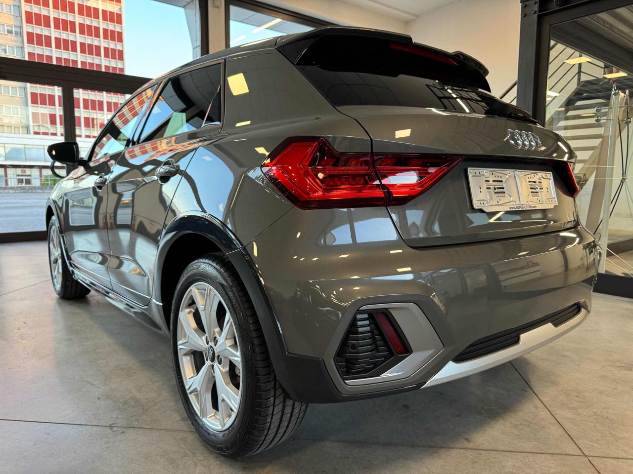 AUDI A1 allstreet 30 TFSI Business - 5