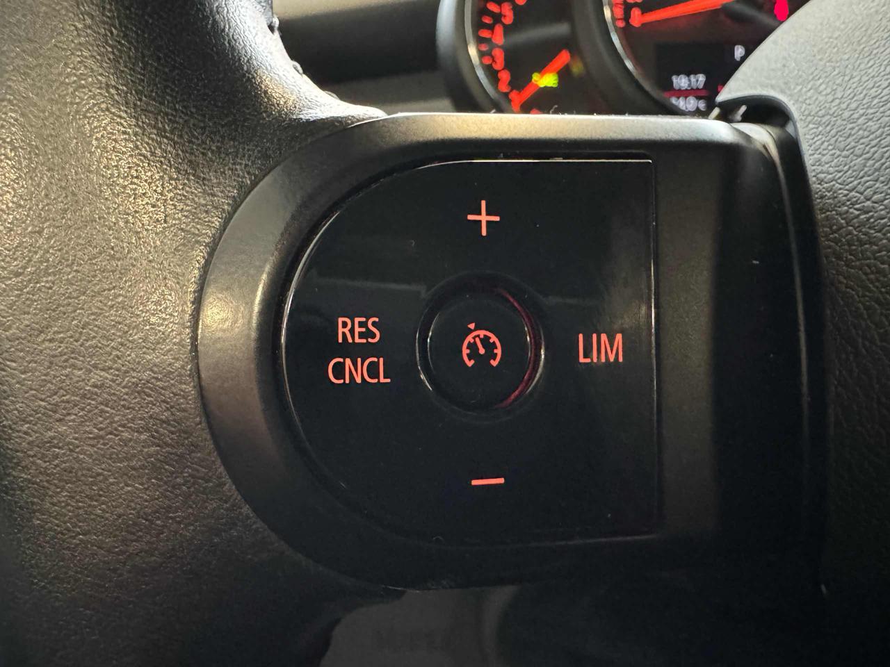 MINI Cooper 1.5 Cooper Camden 5 porte Cambio Automatico - 20